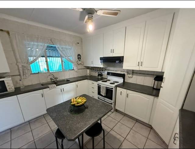 3 BEDROOM HOUSE FOR SALE IN VANDERBIJLPARK CW 3